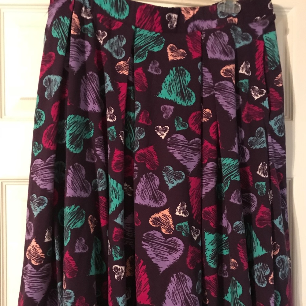 LuLaRoe Madison Skirt with Pockets XL hearts